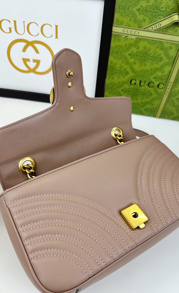 激安グッチバッグコピー素材ディテール